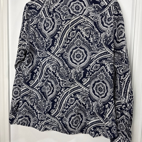Michael Kors Blue and White Casual Button Down Shirt - Picture 2 of 4